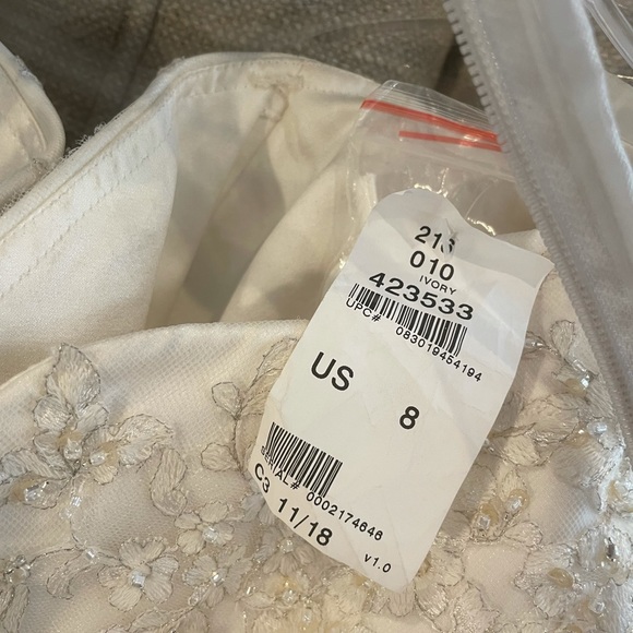Alfred Angelo, size 8, Disney Wedding Dress Collection. Ivory color and NWT. - Picture 7 of 7